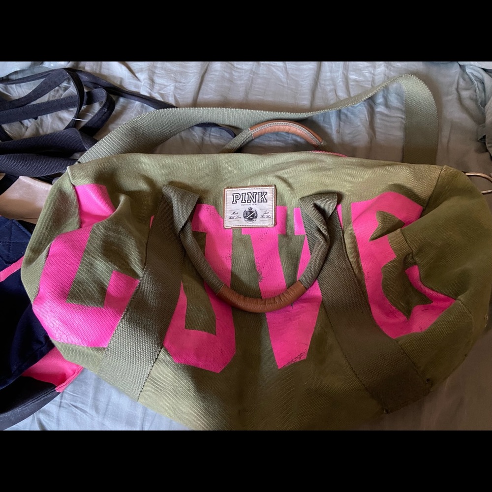 PINK & Victoria Secret totes